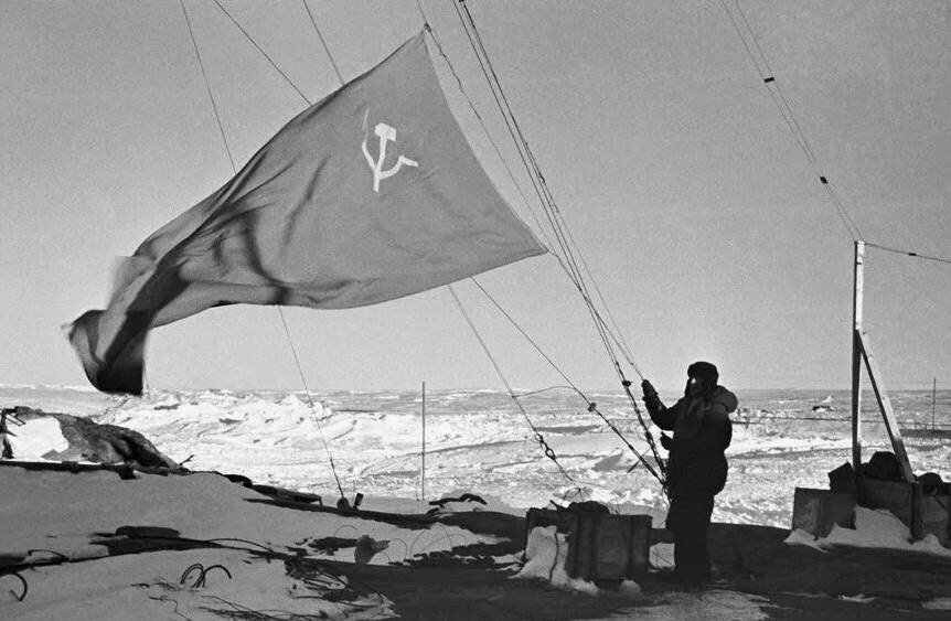 Советская Арктика - Исследования и Освоение Севера