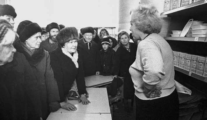 Советский Дефицит - Как Доставали Продукты и Товары?