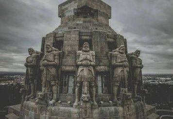 История