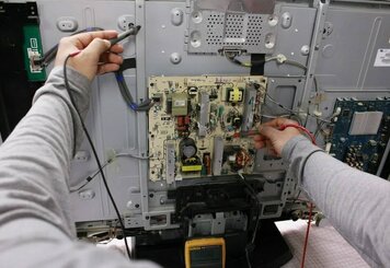 Возрождение Экрана: Полное Руководство по Ремонту ЖК Телевизоров в Горках