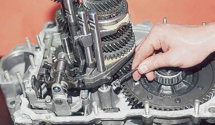 Ремонт коробки переключения передач АКПП, МКПП