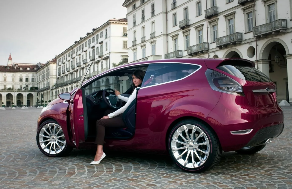 Женский автомобиль - какой он?