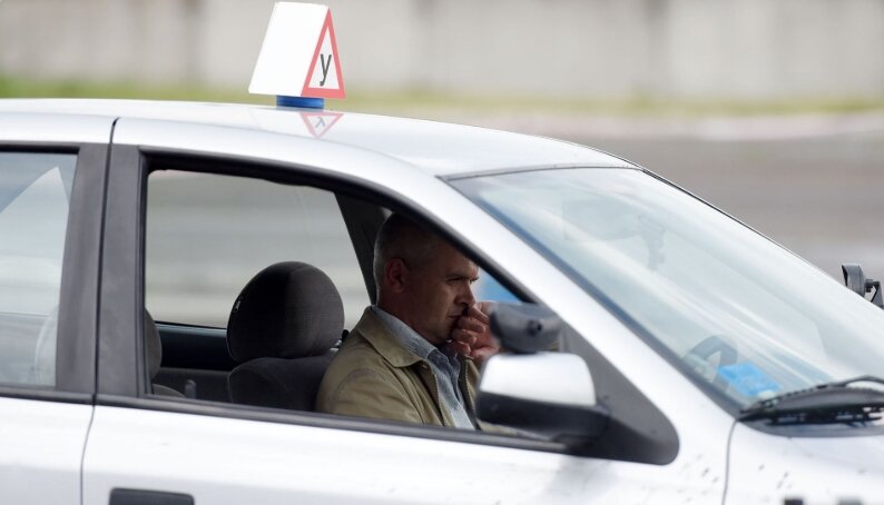 Автоинструктор подготовит Вас к сдаче экзамена в ГАИ