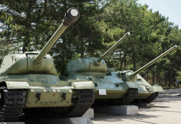 ИС-2 и Т-34 – где больше шансов выжить экипажу?