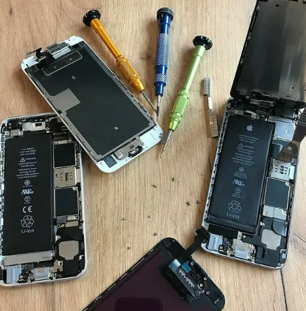 Ремонт экрана iPhone, замена аккумулятора iPhone и многое другое