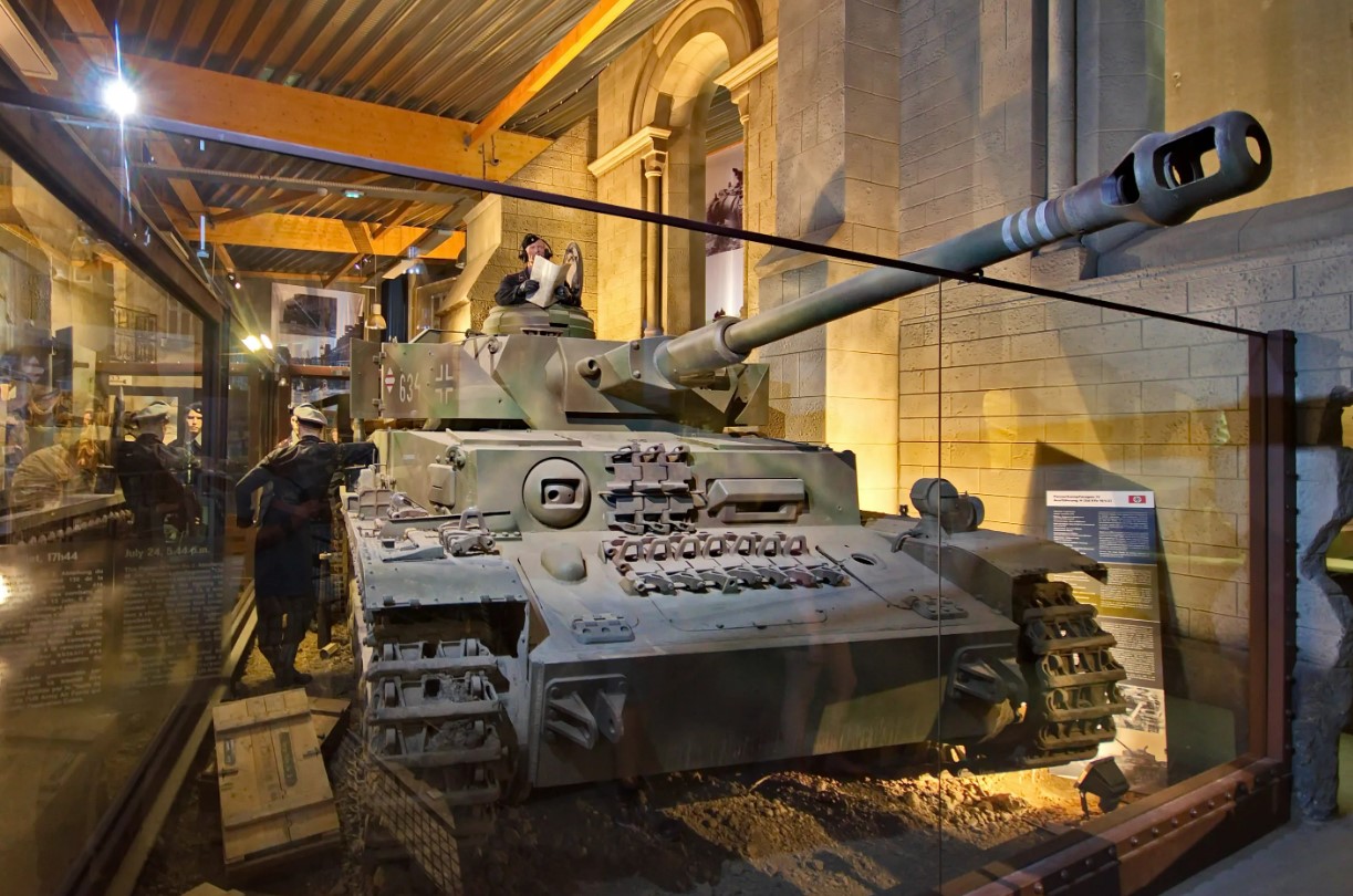 Overlord museum