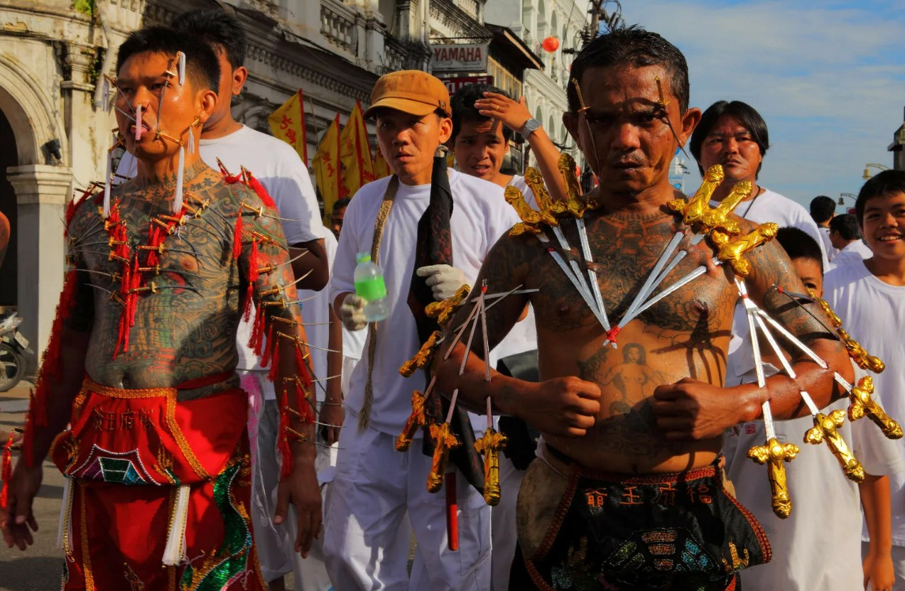 Вегетарианский фестиваль в Таиланде