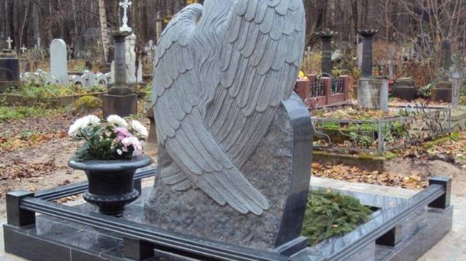 Памятники на могилу