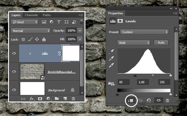 Неоновые буквы на кирпичной стене
