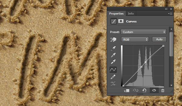 Надпись на песке